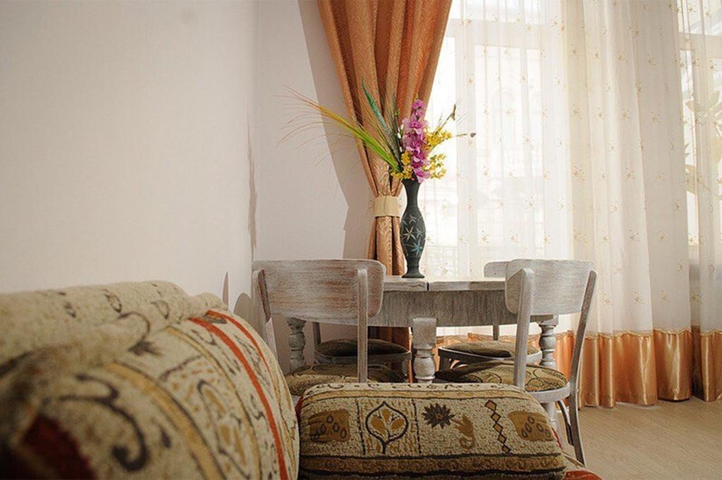 Anna Apartments Lviv Room photo